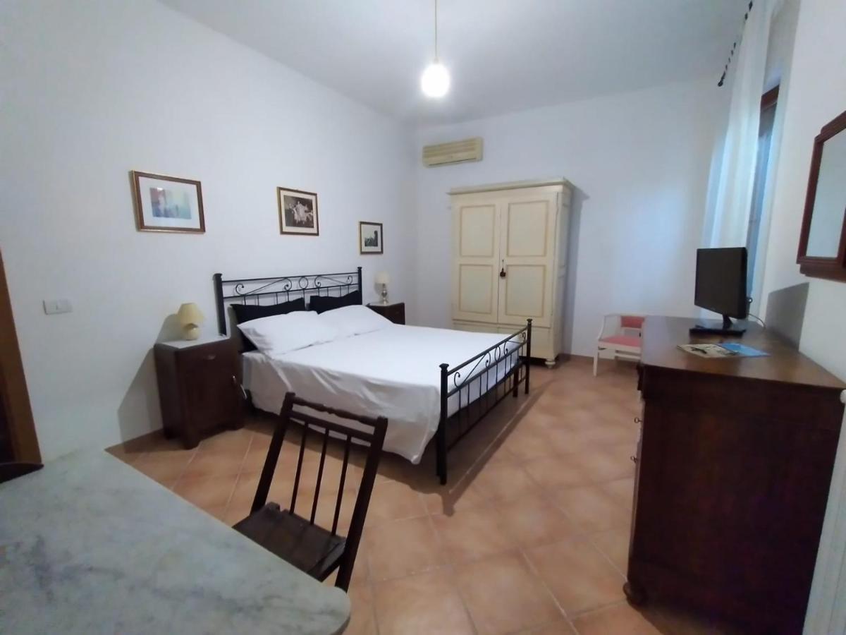 B&B L'Oliveto Лучиньяно Экстерьер фото