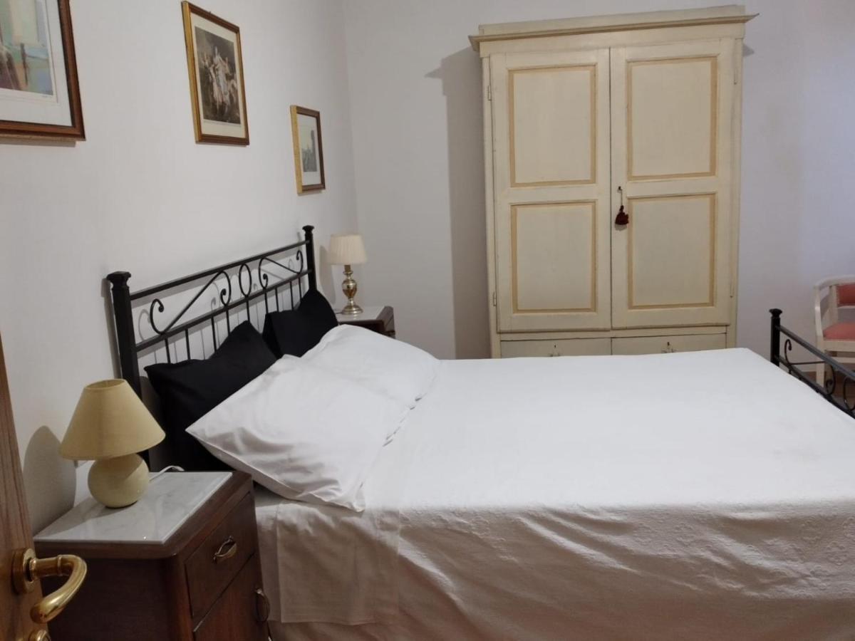 B&B L'Oliveto Лучиньяно Экстерьер фото