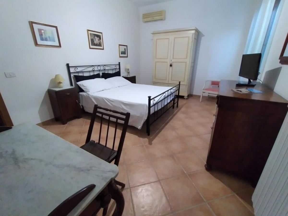B&B L'Oliveto Лучиньяно Экстерьер фото