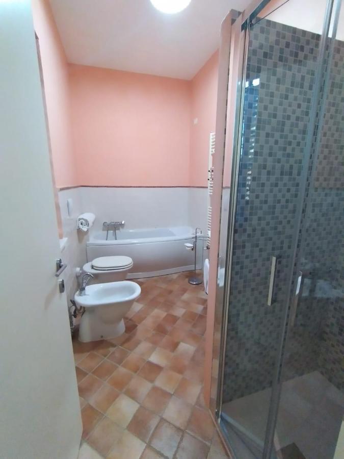 B&B L'Oliveto Лучиньяно Экстерьер фото