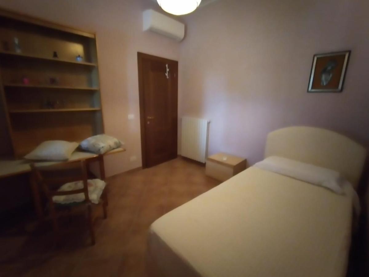 B&B L'Oliveto Лучиньяно Экстерьер фото